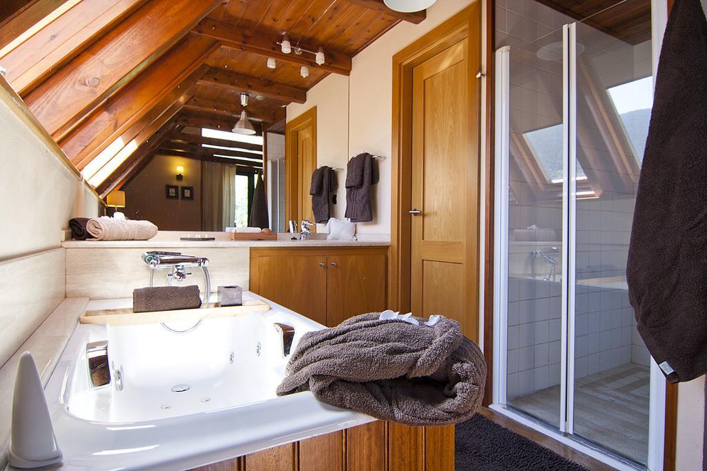 Casa Lola Pirene Villa Веля Екстериор снимка