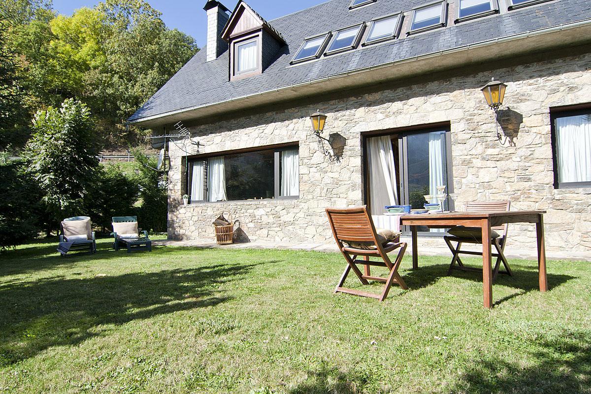 Casa Lola Pirene Villa Веля Екстериор снимка